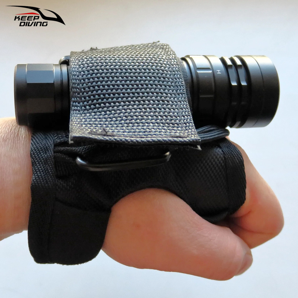 Перчатки для подводного плаван – обзор и цена Underwater Flashlight